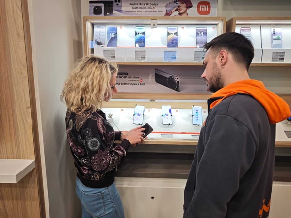 Formazione In-Store: Perché i Trainer Fanno Ancora la Differenza
